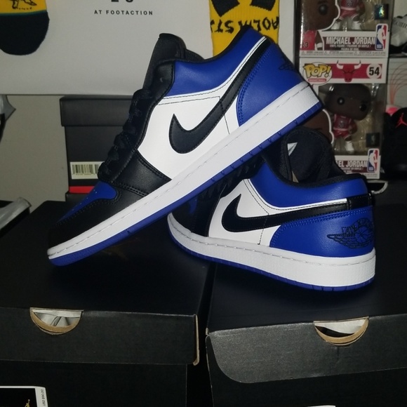 footaction royal toe